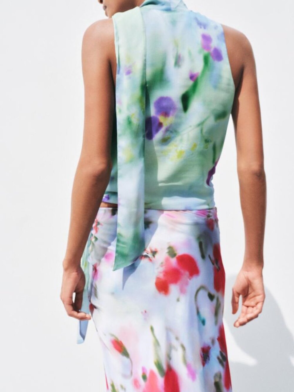 Zara Satin Effect Printed Midi Skirt Ruched Slit High Waist Size Large NWT Chic - Picture 6 of 14